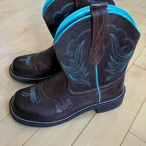 Women’s Fatbaby Heritage Dapper Western Boots size 9